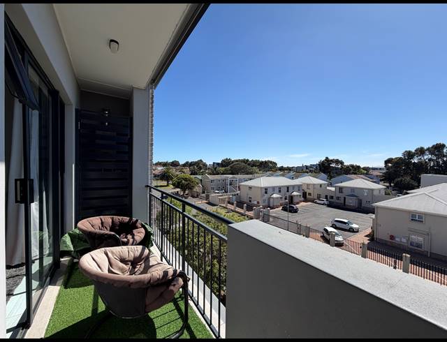 2 BEDROOM APARTMENT FOR SALE IN TABLE VIEW